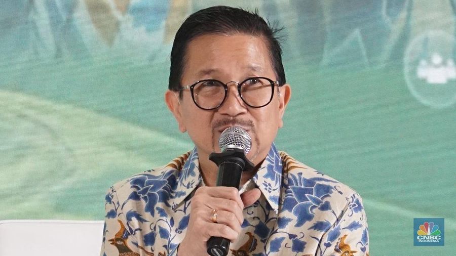 Presiden Direktur PT Freeport Indonesia, Tony Wenas memberikan paparan dalam ESG Sustainbility Forum 2025 di Menara Bank Mega, Jakarta, Jumat (31/1/2025). (²©²ÊÍøÕ¾/Muhammad Sabki)