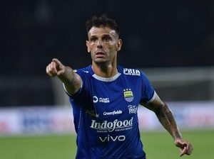 Tyrone del Pino dan Masa Depannya yang Masih Misteri di Persib Bandung