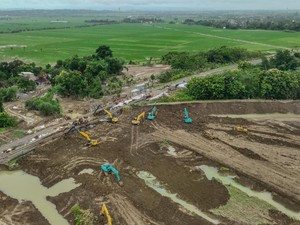 Perbaikan Jalur KA di Grobogan Berlanjut, 11 Kereta Api Dialihkan