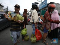 Banyak Antrean Panjang, Ini Cek Pangkalan Resmi LPG 3 Kg Terdekat
