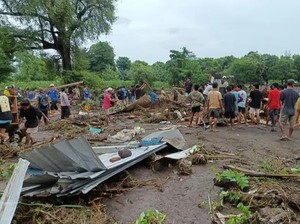 Bocah 5 Tahun Korban Banjir Bima Ditemukan Tewas, Lima Masih Hilang