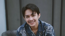 Gaya Baru Rey Mbayang Suami Dinda Hauw Tampil Beda Dengan Kumis & Jenggot