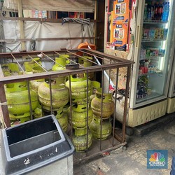 Warung di Kwitang Masih Jual LPG 3 Kg, Jumlah Sangat Terbatas