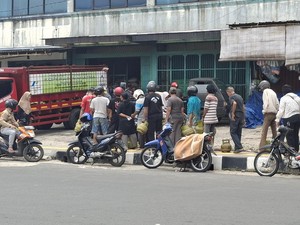 Warga Sambut Baik Pengecer Bisa Jual LPG 3 Kg Lagi: Nggak Bingung Kalau Habis