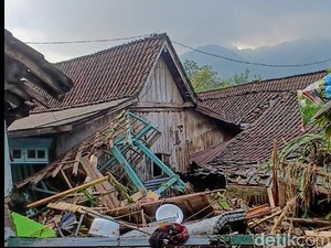 Sekolah di Kendit Situbondo Diliburkan Sementara Dampak Banjir
