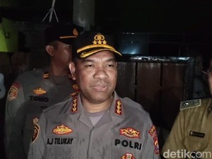 Polisi Jaga Ketat Puluhan Rumah Rusak Akibat Hujan Deras di Bandar Lampung