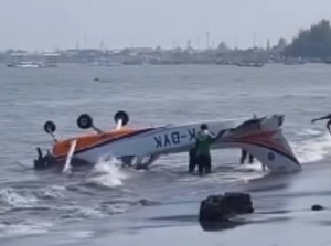 Nelayan Sebut Pesawat Sempat Terombang-ambing di Perairan Gumuk Kantong