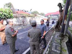 PKL di Trotoar Jalan Samadi Kota Batu Ditertibkan