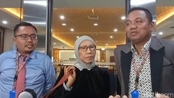 Ratna Sarumpaet Bantah Gelapkan Harta Warisan Milik Cucu