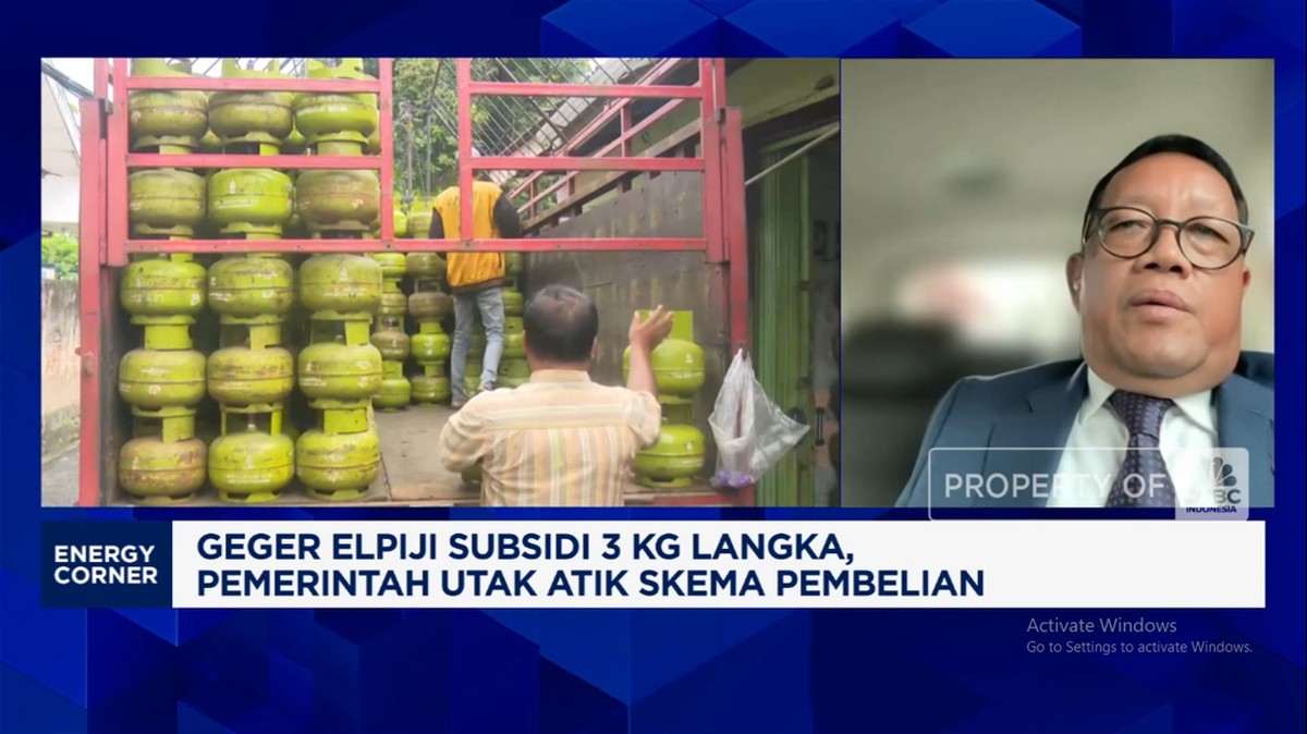 Video: Ricuh Antrean Elpiji 3 Kg Efek Aturan Diubah, DPR Buka Suara!