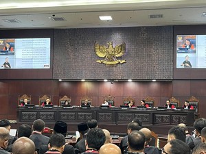 MK Mentahkan Dalil Kasus VCS Cabup Piet Hein, Gugatan Pilkada Halut Ditolak