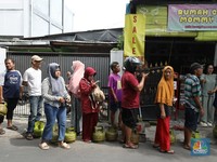 Pengecer Boleh Jual LPG 3 Kg Lagi, Warga Tetap Beli Pakai KTP!