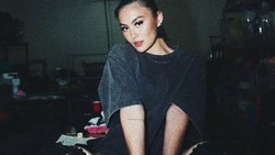 Perlawanan Agnez Mo Hadapi Ari Bias