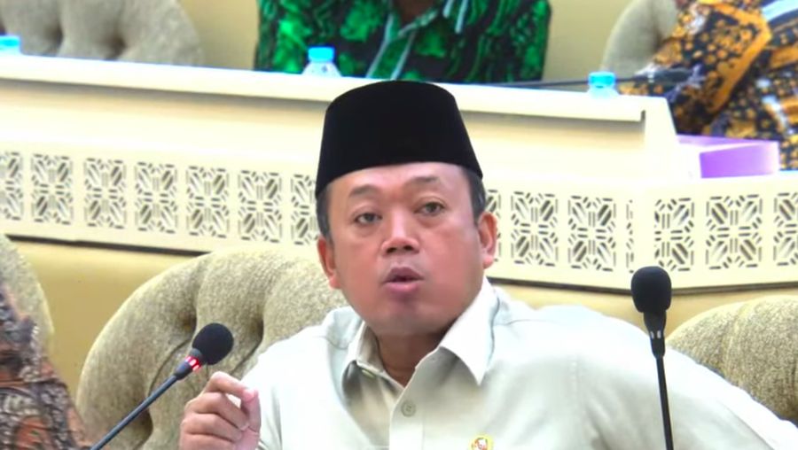 Data Pagar Laut di Bekasi yang berlokasi di pesisir laut Desa Hurip Jaya, Kecamatan Babelan, Kabupaten Bekasi, Jawa Barat. (Tangkapan Layar Youtube DPR RI)