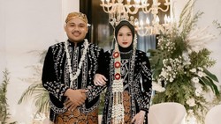 Inspirasi Baju pengantin Adat Jawa Modern ala Salma Salsabil