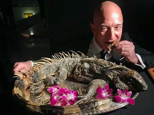 Jeff Bezos, Orang Terkaya di Dunia yang Berani Cicip Iguana