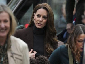 Kate Middleton Tinggalkan Gelar Kerajaan demi Jadi Pembantu di SD
