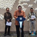 Viral Kabar Gaji THR & Ke-13 PNS Gak Cair 100%, Airlangga Buka Suara