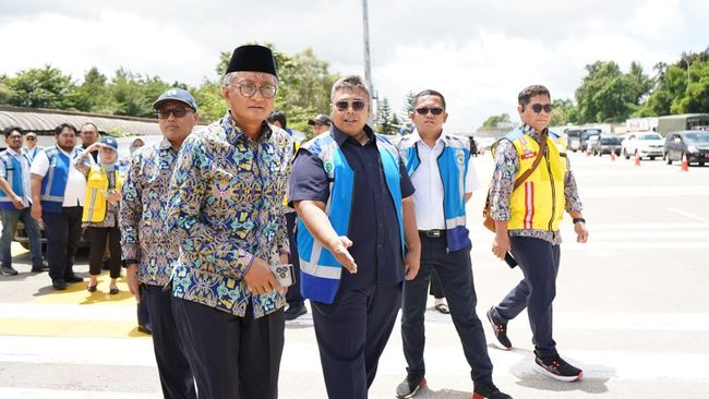 Menteri Dody Turun Gunung ke Lokasi Tabrakan GT Ciawi, Kutuk Truk ODOL