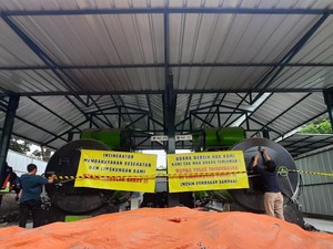 Diprotes, Mesin Insinerator Sampah di Depok Kini Disegel Warga