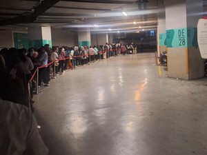 Video Permintaan Maaf Promotor Terkait Antrean Penukaran Tiket Konser SEVENTEEN