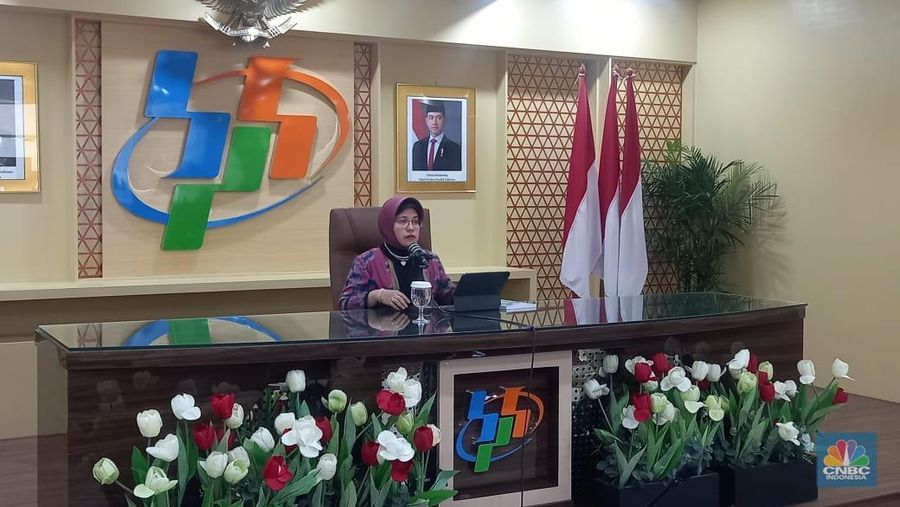 Plt. Kepala BPS, Amalia Adininggar Widyasanti saat menyampaikan Rilis BPS Rabu (5/2/2025). (վ/Arrijal Rachman)