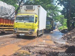 Keluh Pedagang gegara Terjebak Macet di Pantura Situbondo, Rugi Belasan Juta