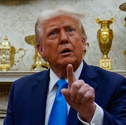 Trump Cabut Larangan Sedotan Plastik, Sebut Kebijakan Konyol