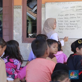 Tingkatkan Minat Baca, PIK2 Mendidik Melalui Pojok Literasi