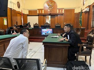 Didakwa 2 Pasal, Ivan Sugiamto Pemaksa Siswa Menggonggong Ajukan Eksepsi