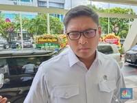 Wamentan Ungkap Jadwal Impor Garam-Gula Industri Mulai Disetop