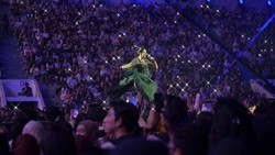 Sajian Magis dari Yura Yunita di Konser Bingah