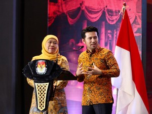 Sudah Ditetapkan Menang Pilgub Jatim, Kapan Khofifah-Emil Dilantik?
