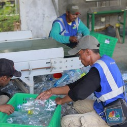 Mantap, Rumah Sampah yang Dikembangkan PIK2 Didukung Alat Canggih