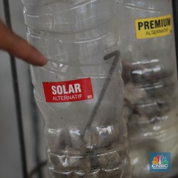 PIK 2 Kembangkan Pengelolaan Sampah Plastik Jadi BBM Alternatif