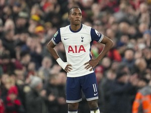 Tottenham Hotspur Permanenkan Mathys Tel