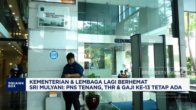 Meski Hemat, Sri Mulyani Menjamin THR & Gaji Ke-13 Tetap Ada