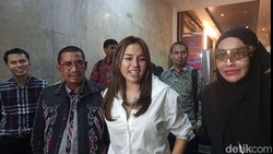 Nikita Mirzani Bicara Kondisi LM Sudah Kembali Cantik dan Terurus
