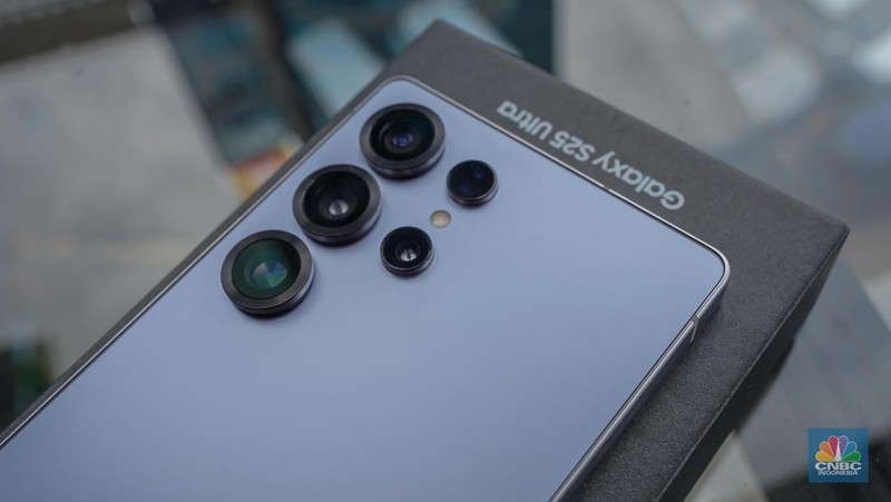 Samsung Galaxy S25 Ultra. (CNBC Indonesia/Faisal Rahman)