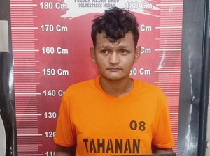 Jukir Rampas Kunci-Larikan Motor Mahasiswi di Lapangan Benteng Medan