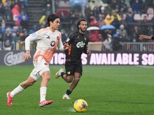 Venezia Vs Roma: Dybala Memaksa Main Lalu Bikin Gol Kemenangan
