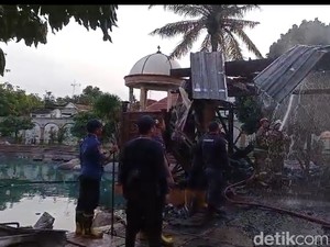 Kafe dan Homestay di Lamongan Terbakar, 3 Orang Tewas