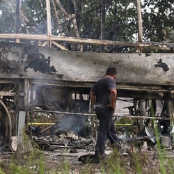 Kecelakaan Maut! Truk Tabrak Bus Rombongan Mahasiswa, 12 Orang Tewas