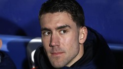 Vlahovic Mulai Terpinggirkan, Motta Masih Beri Kesempatan