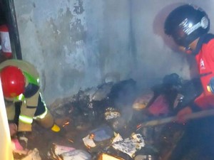 Rumah di Blitar Kebakaran, Uang Tunai Rp 100 Juta Ludes Terbakar