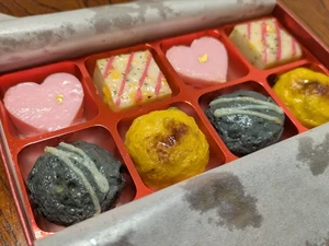 Hadiah Valentine Istimewa! Sekotak Fish Cake Aroma Truffle hingga Basil