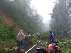 Balai Besar TNBTS Minta Wisatawan ke Bromo Waspada Cuaca Ekstrem