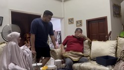 Pak Muh Bakal Jadi Kakek, Peluk Miskah dan Yislam Jaidi hingga Nangis