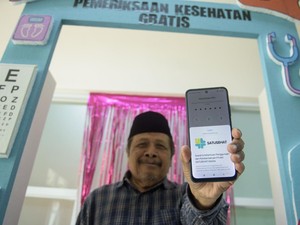 Video Kendala Puskesmas Menteng saat Cek Kesehatan Gratis: Aplikasi Down
