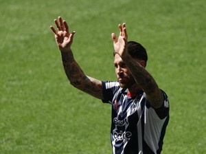 Sergio Ramos Tawarkan Diri ke AC Milan